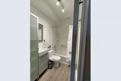 134 Washington Avenue, Bridgeport, CT 06604 - Photo 12