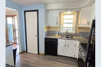 51 Towne Drive, Berlin, CT 06037 - Photo 2