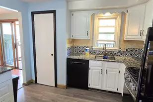 51 Towne Dr, Berlin, CT 06037 - Photo 2