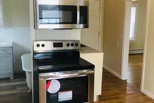 13 Tomlinson St, Ansonia, CT 06401 - Photo 14