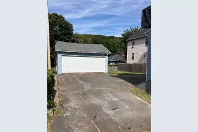 13 Tomlinson Street, Ansonia, CT 06401 - Photo 4