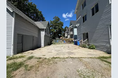 133 Willow Street, Waterbury, CT 06710 - Photo 20