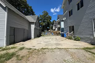 133 Willow St, Waterbury, CT 06710 - Photo 20