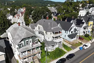 133 Willow St, Waterbury, CT 06710 - Photo 4