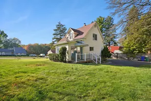 108 Woodland Ave, Bloomfield, CT 06002 - Photo 30