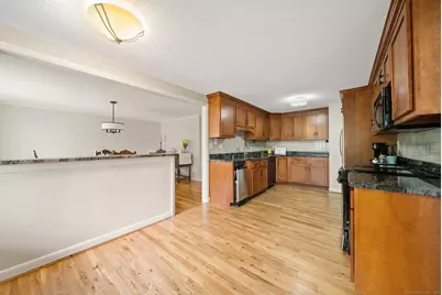 39 Pheasant Hill Drive, West Hartford, CT 06107 - Photo 8