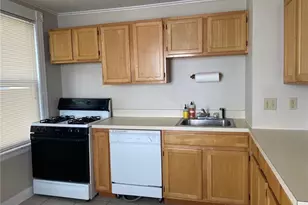 112 Townsend Ave, New Haven, CT 06512 - Photo 6