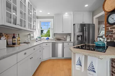 22 School St (Mystic), Stonington, CT 06355 - Photo 16