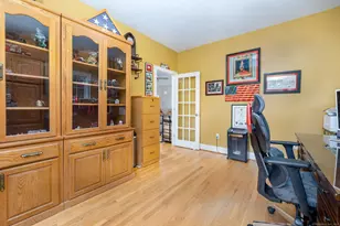 335 Pennwood Pl, Bristol, CT 06010 - Photo 12