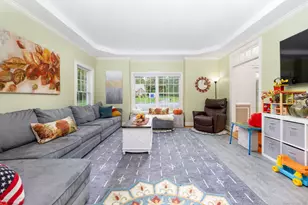 335 Pennwood Pl, Bristol, CT 06010 - Photo 14