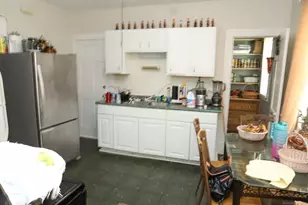 11 Pershing St, Hartford, CT 06112 - Photo 12