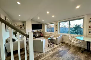 41 Candlewood Dr, New Fairfield, CT 06812 - Photo 4