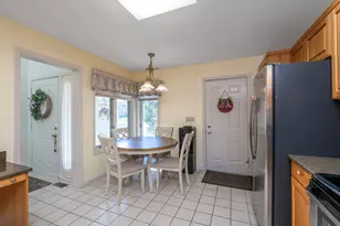 12 Blvd Dr, Danbury, CT 06810 - Photo 18