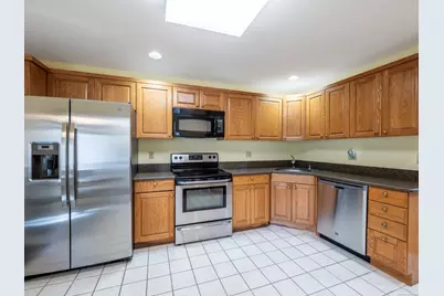 12 Boulevard Drive #172, Danbury, CT 06810 - Photo 16