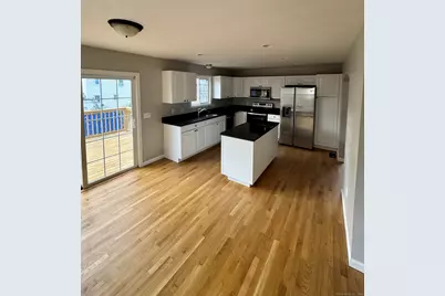 245 Indian Avenue, Bridgeport, CT 06606 - Photo 6