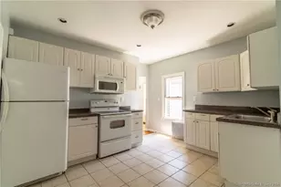 34 Williams St, New London, CT 06320 - Photo 12