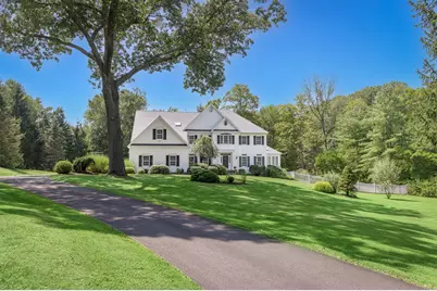 21 Schoolhouse Place, Ridgefield, CT 06877 - Photo 4