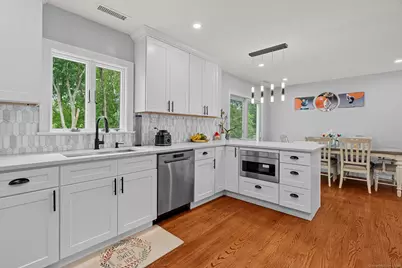 138 Williamson Drive, Waterbury, CT 06710 - Photo 14