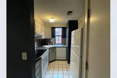 34 Essex Street #2F, Hartford, CT 06114 - Photo 6