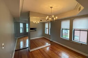 34 Essex St, Hartford, CT 06114 - Photo 2