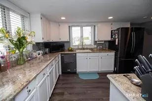 21 Grove Way, Clinton, CT 06413 - Photo 16