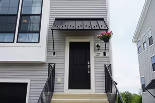 127 Brentwood Cir, Danbury, CT 06810 - Photo 20