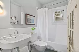 165 Bennett St, Bridgeport, CT 06605 - Photo 22