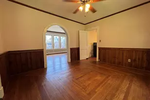 16 Park Pl, Meriden, CT 06451 - Photo 10