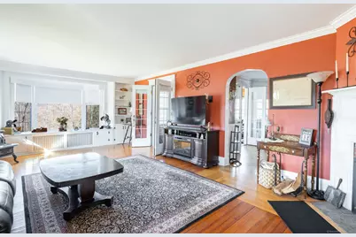 126 Colonial Avenue, Middlebury, CT 06762 - Photo 10