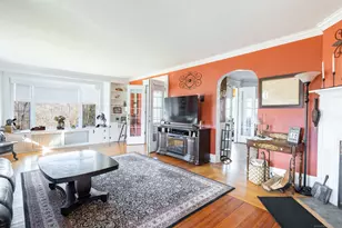 126 Colonial Ave, Middlebury, CT 06762 - Photo 10