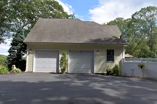 321 Matthews St, Bristol, CT 06010 - Photo 24