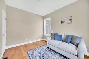 134 Webster Ln, Middletown, CT 06457 - Photo 4