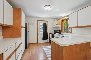 8 Town Bridge Rd, Canton, CT 06019 - Photo 28