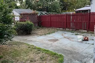 180 Holly St, Bridgeport, CT 06607 - Photo 26