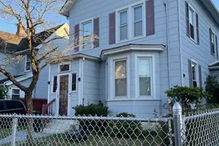 180 Holly St, Bridgeport, CT 06607 - Photo 2