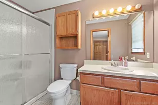 88 Highland St, Wethersfield, CT 06109 - Photo 24