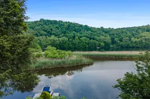 7 Ford Rd, Newtown, CT 06482 - Photo 2