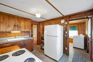 11 Sunset Ave, East Lyme, CT 06357 - Photo 14