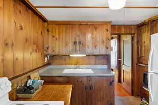 11 Sunset Ave, East Lyme, CT 06357 - Photo 16