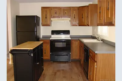 30 Thistle Down Lane, Naugatuck, CT 06770 - Photo 6