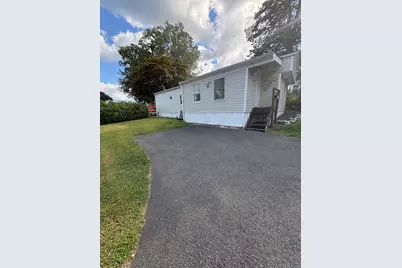 158 A Bayberry Lane, Danbury, CT 06811 - Photo 2