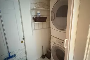 158 A Bayberry Ln, Danbury, CT 06811 - Photo 24