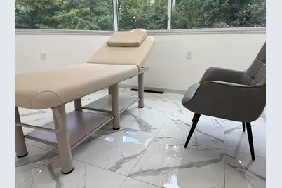 [Address not provided], Windsor, CT 06095 - Photo 2