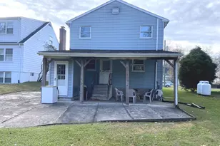 60 Cumberland Dr, Bridgeport, CT 06606 - Photo 4