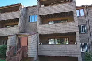 204 Towne House Rd, Hamden, CT 06514 - Photo 2