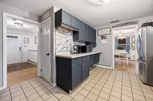 47 Forest Dr, Wethersfield, CT 06109 - Photo 10