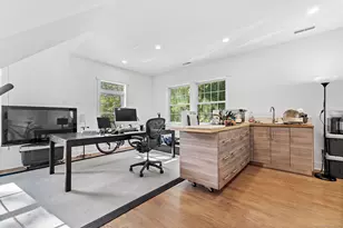 40 Arnold Ln, Norwalk, CT 06853 - Photo 22