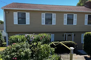 42 Fairway Green, Fairfield, CT 06825 - Photo 2