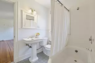 111 Bloomfield Ave, West Hartford, CT 06105 - Photo 34