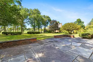 111 Bloomfield Ave, West Hartford, CT 06105 - Photo 16